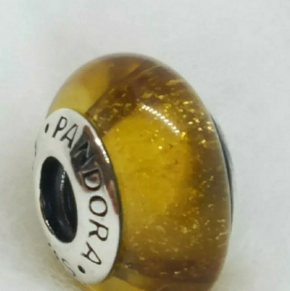 Pandora Disney's Belle's signature Murano bead. - Picture 2 of 6